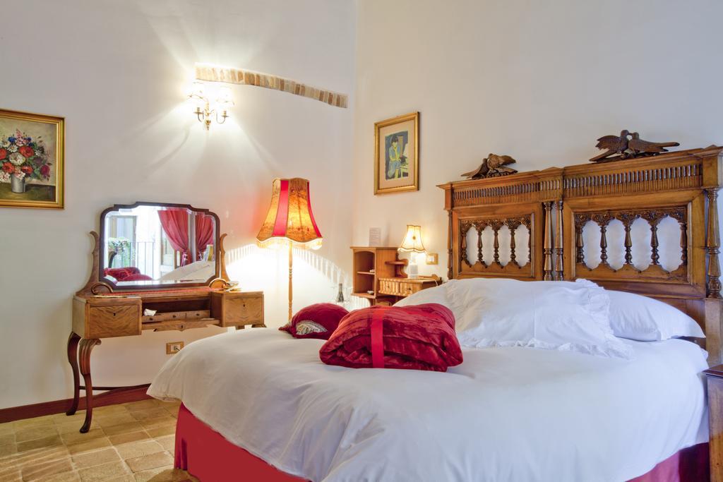 B&B Il Marchese Del Grillo Sulmona Bilik gambar