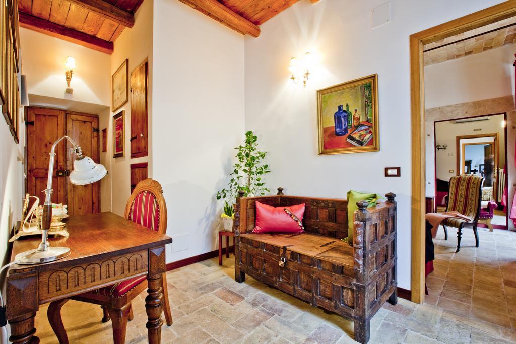 B&B Il Marchese Del Grillo Sulmona Luaran gambar