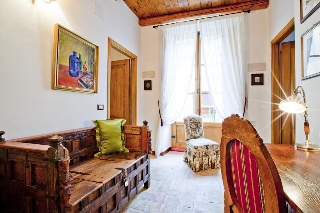 B&B Il Marchese Del Grillo Sulmona Luaran gambar