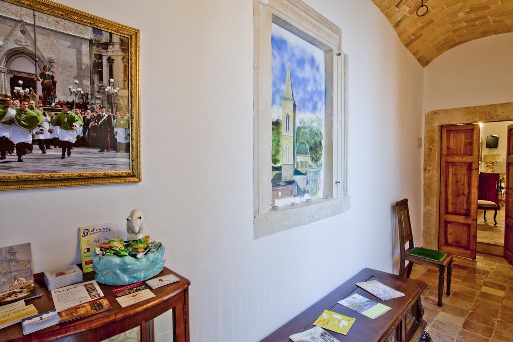 B&B Il Marchese Del Grillo Sulmona Luaran gambar